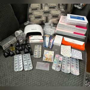 Nail Kit with multiple Lamp and Accessories